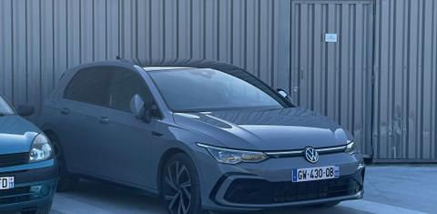 Volkswagen GOLF 2024