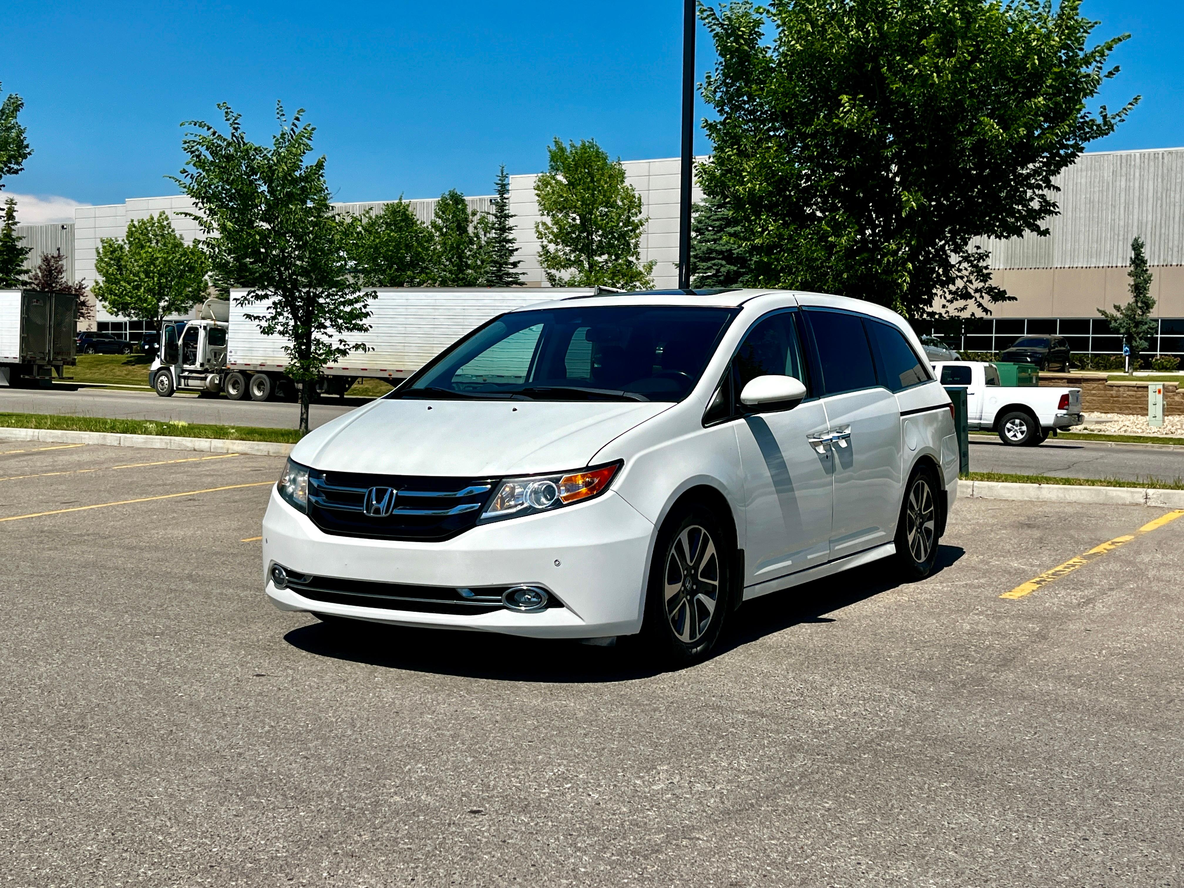 Honda Odyssey 2015 à Calgary, AB