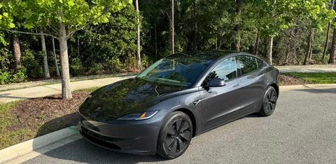 Tesla Model 3 2025