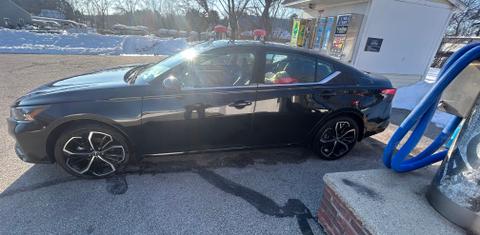 Nissan Altima 2025
