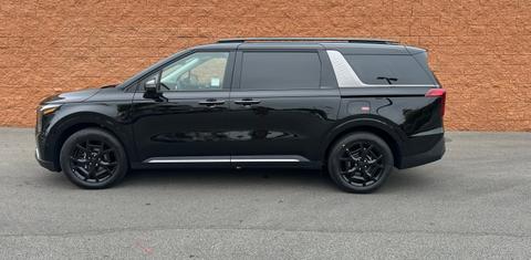 Kia Carnival Hybrid 2025