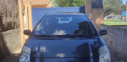 Toyota YARIS 2011