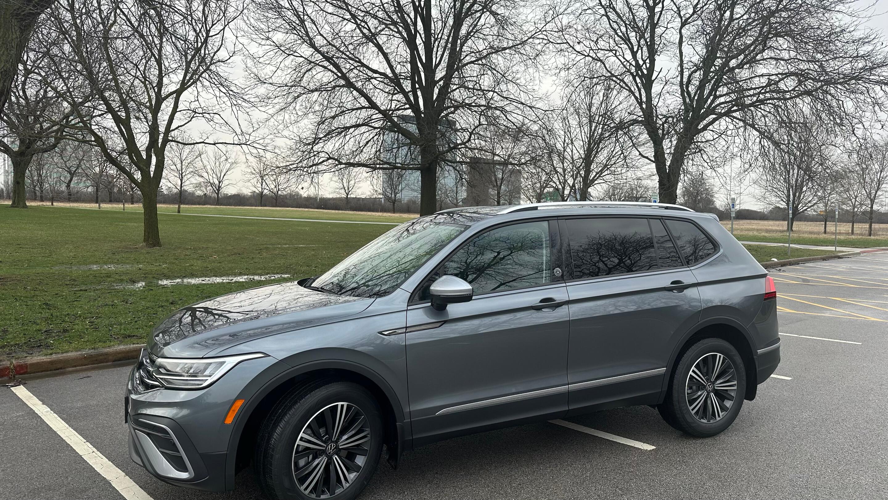 Volkswagen Tiguan 2024 in Des Plaines, IL