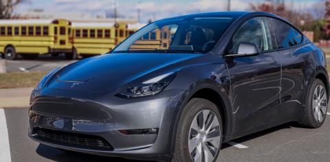 Tesla Model Y 2023