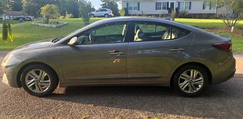 Hyundai Elantra 2020