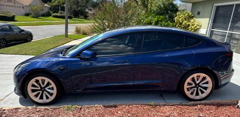 Tesla Model 3 2022