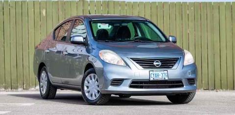 Nissan Versa 2012