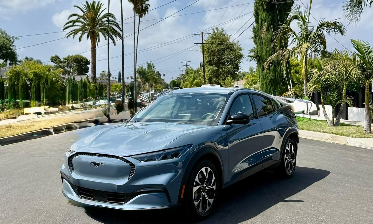 Ford Mustang Mach-E 2024 Select