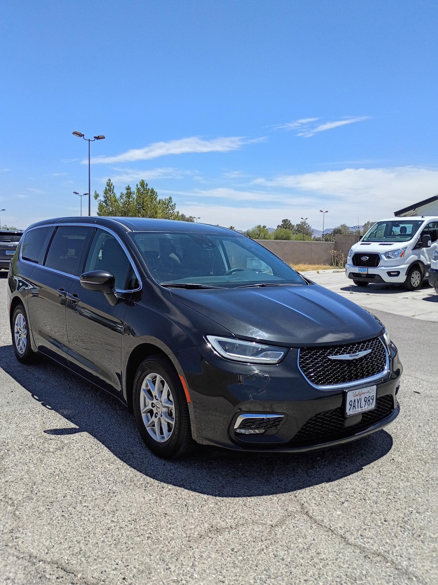 Chrysler Pacifica 2023 in Las Vegas, NV