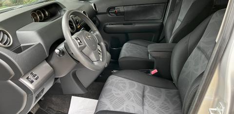 Scion xB 2012