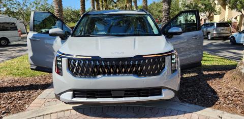 Kia Carnival 2025