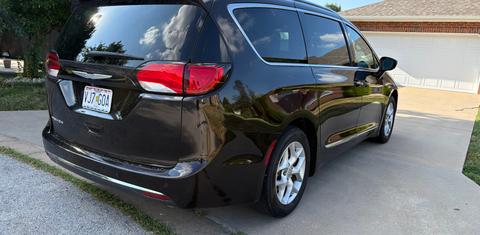 Chrysler Pacifica 2017
