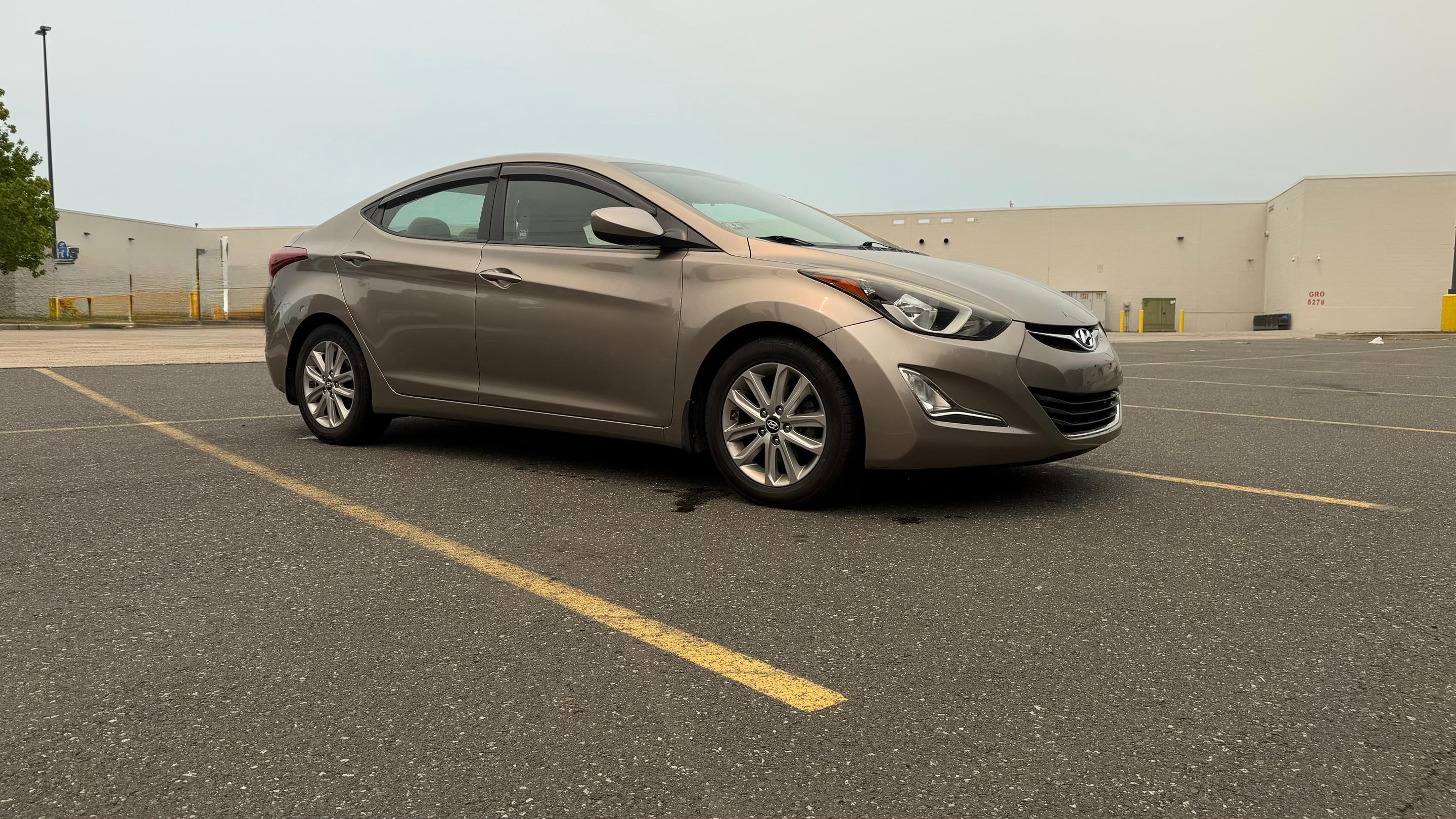 Hyundai Elantra 2015 in Springfield, MA