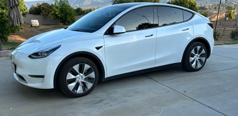Tesla Model Y 2021
