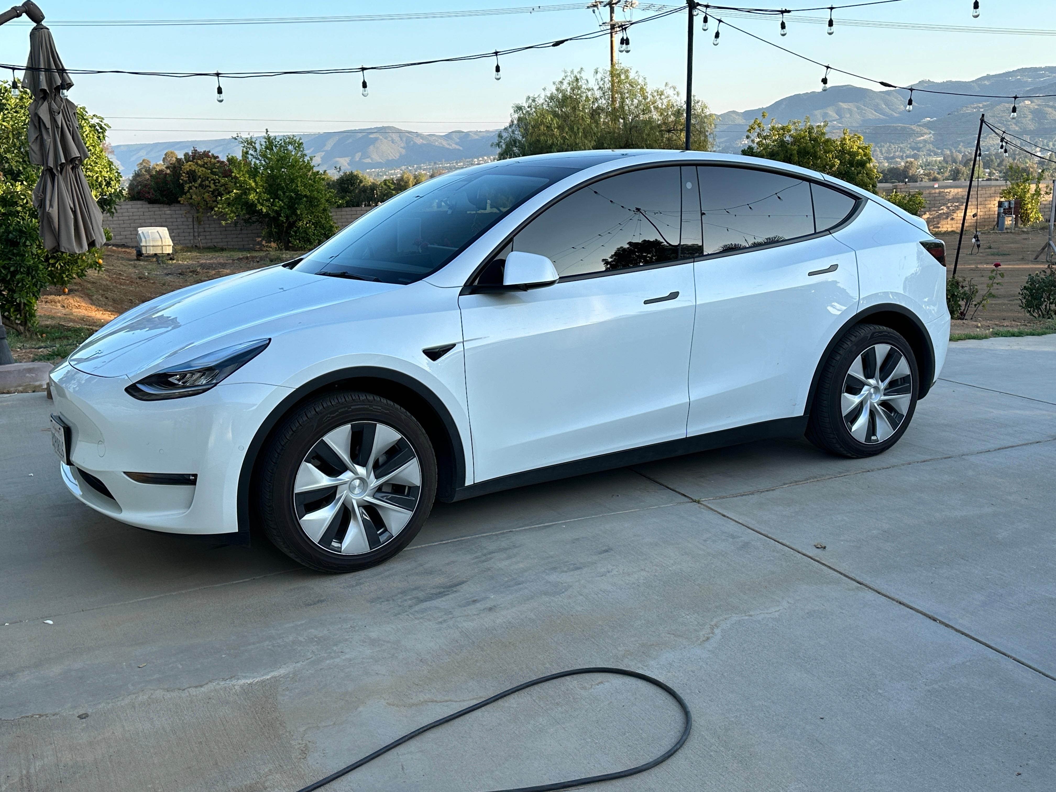 Tesla Model Y 2021 in Wildomar, CA