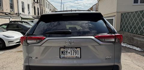 Toyota RAV4 Hybrid 2025