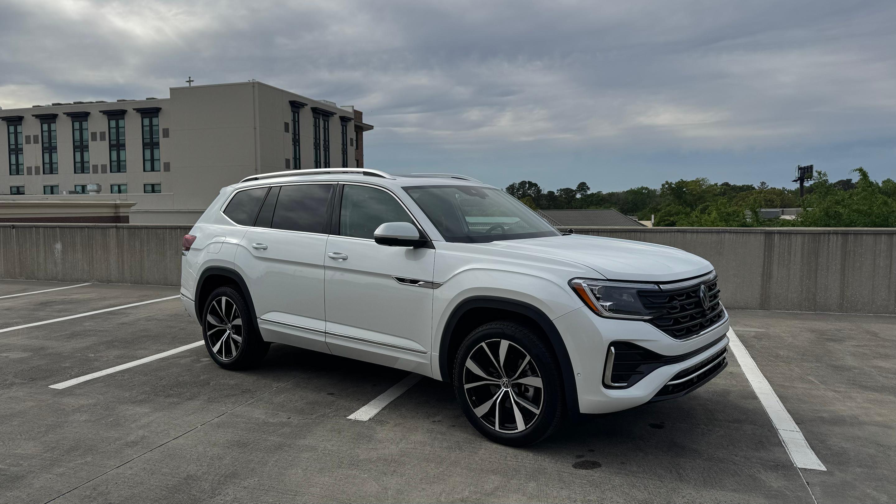 Volkswagen Atlas 2024 in Mount Pleasant, SC