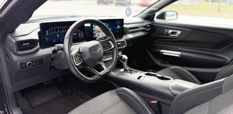 Ford Mustang 2024