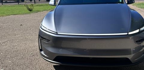 Tesla Model Y 2026