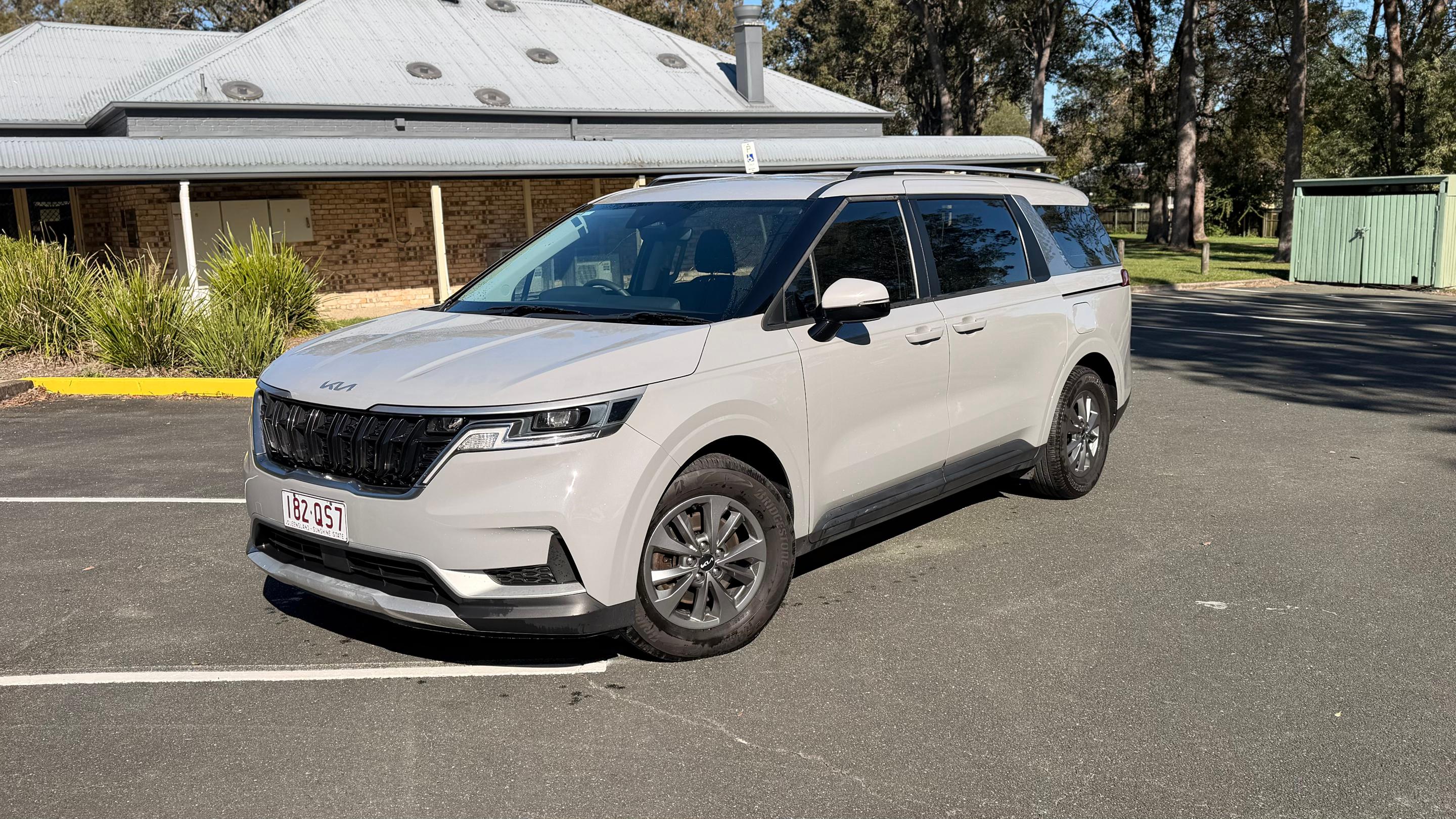 Kia CARNIVAL 2022 in Eagleby
