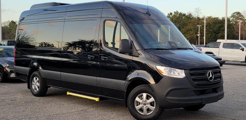 Mercedes-Benz Sprinter 2025