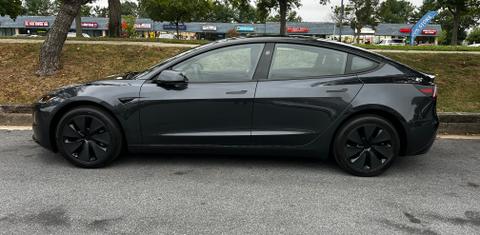 Tesla Model 3 2025