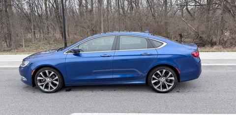 Chrysler 200 2015