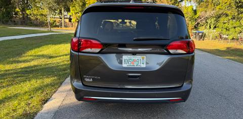 Chrysler Pacifica 2017