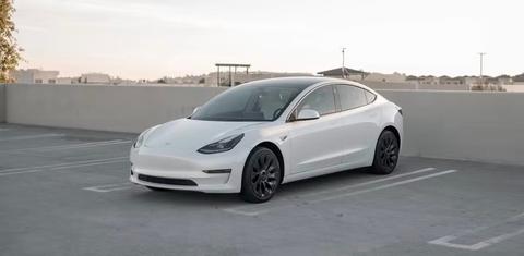 Tesla Model 3 2022
