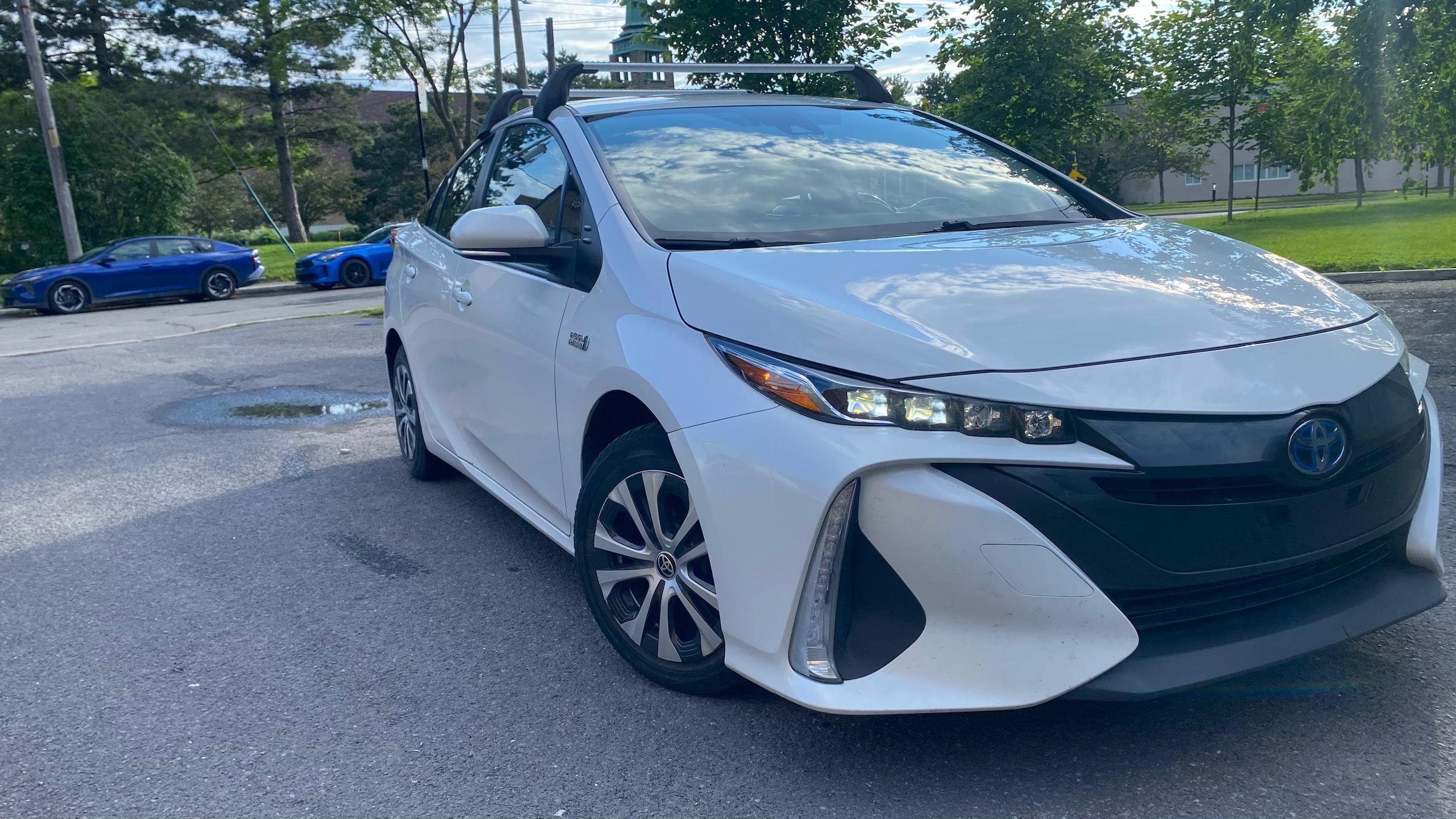 Toyota Prius Prime 2021 à Longueuil, QC