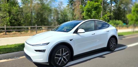 Tesla Model Y 2026