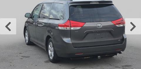 Toyota Sienna 2013