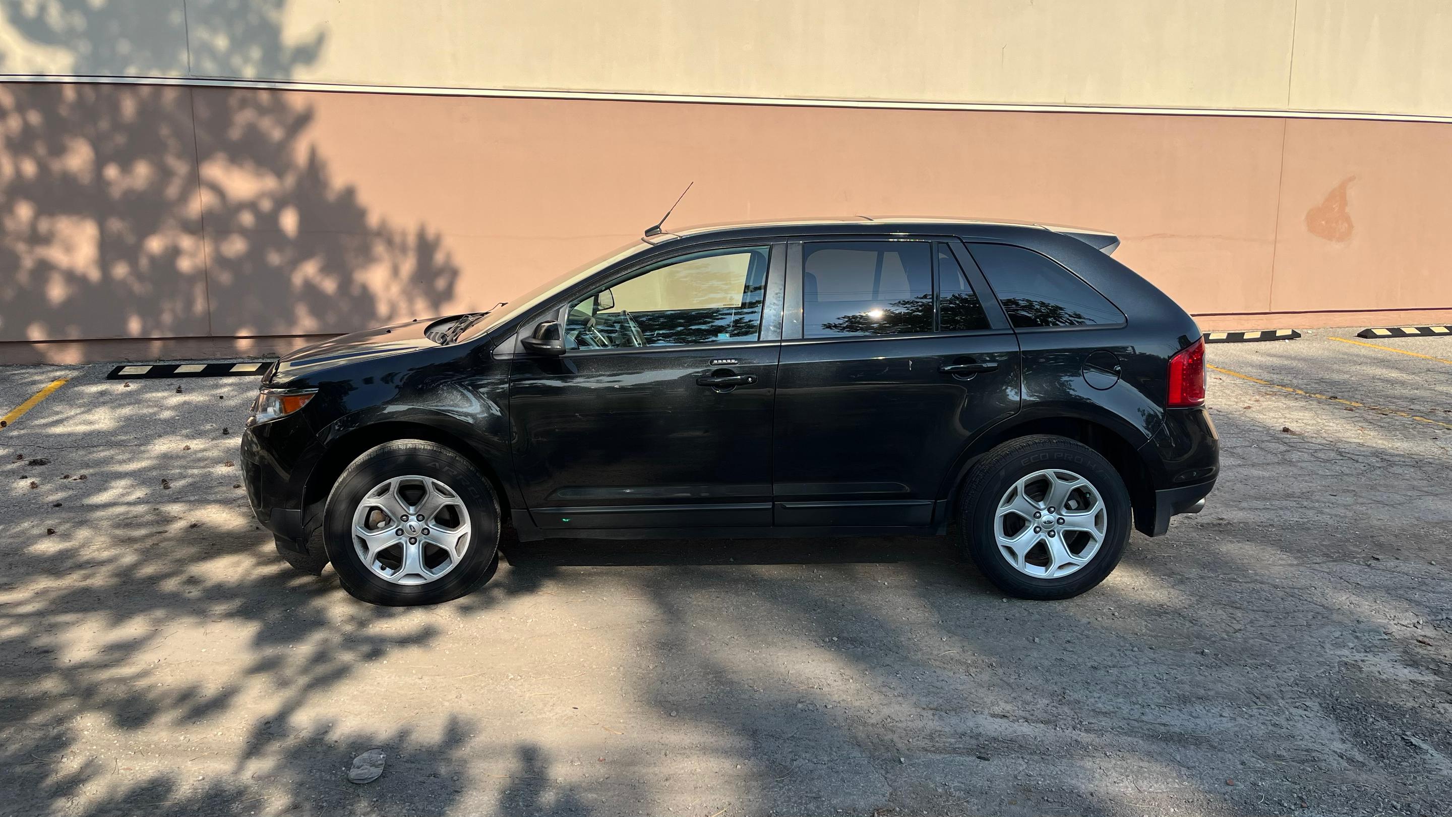 Ford Edge 2014 in North Olmsted, OH