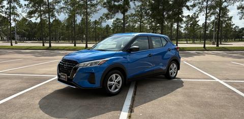Nissan Kicks Play 2025