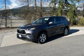 Toyota Highlander 2024 in Port Moody
