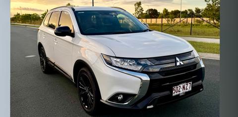 Mitsubishi OUTLANDER 2020