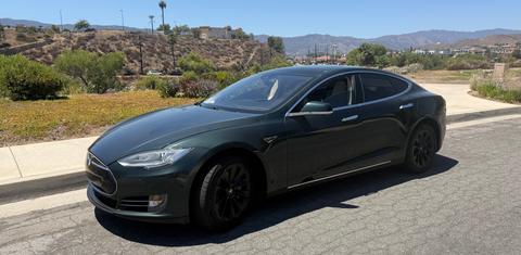 Tesla Model S 2014