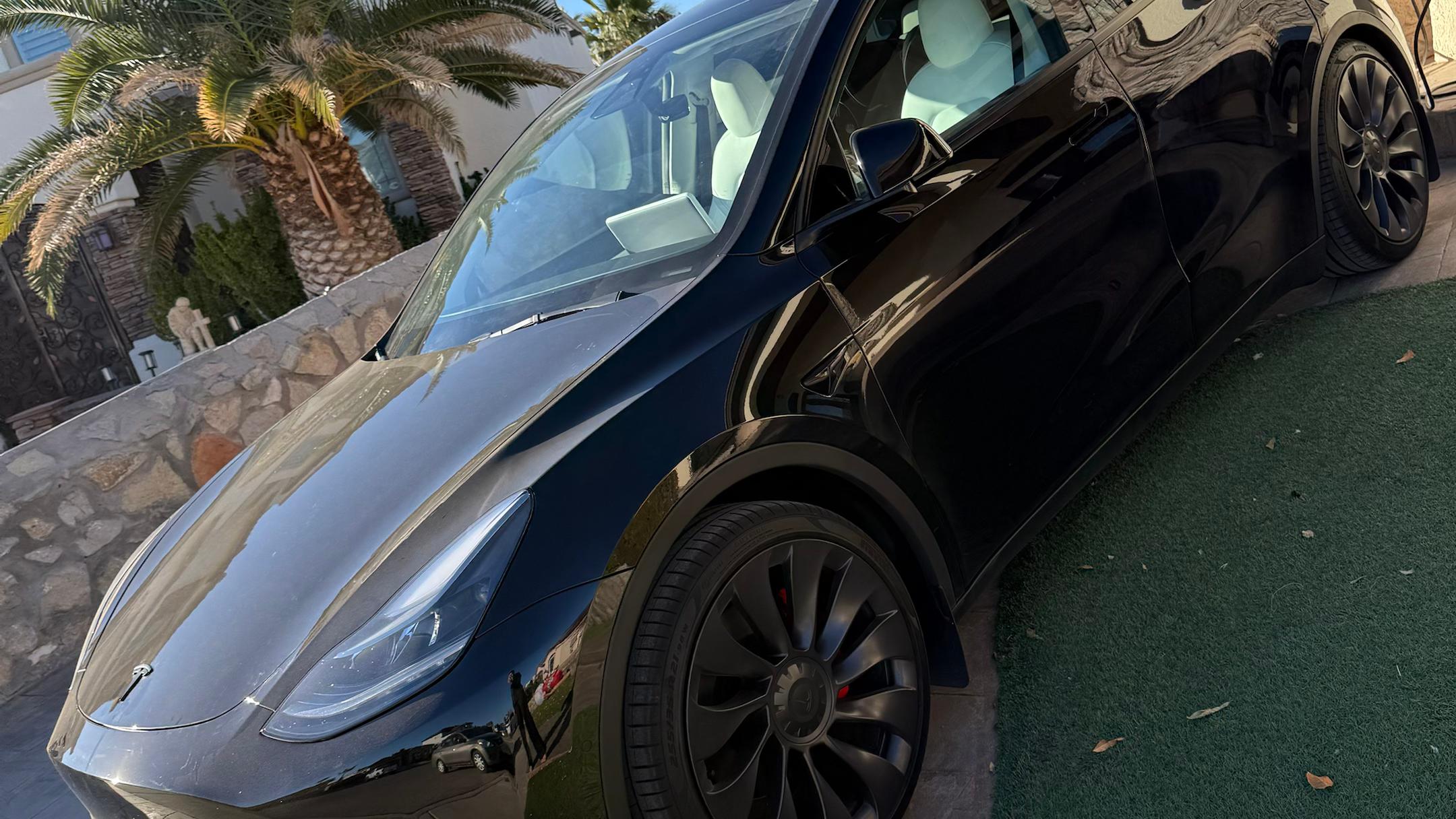 Tesla Model Y 2021 in Belton, TX