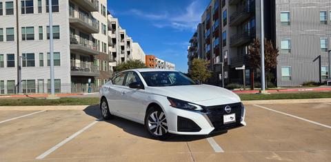 Nissan Altima 2025