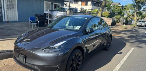 Tesla Model Y 2025