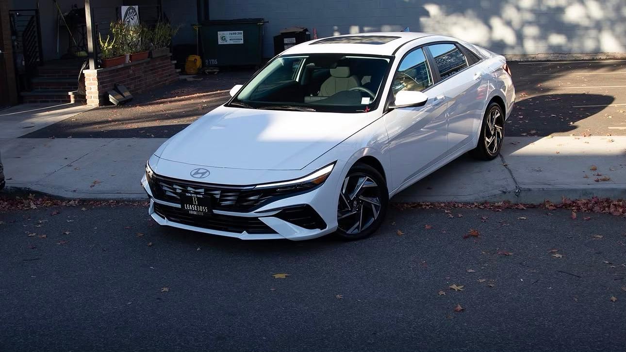 Hyundai Elantra 2025 in Atlanta, GA