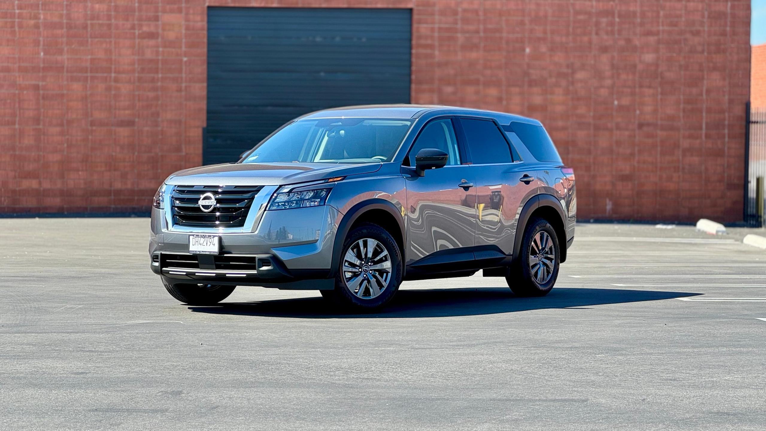 Nissan Pathfinder 2024 in South San Francisco, CA