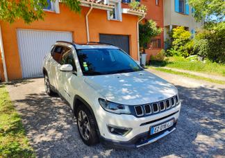 Jeep Compass car