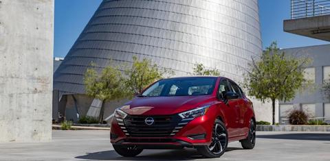 Nissan Versa 2024