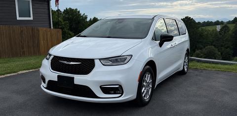 Chrysler Pacifica 2024
