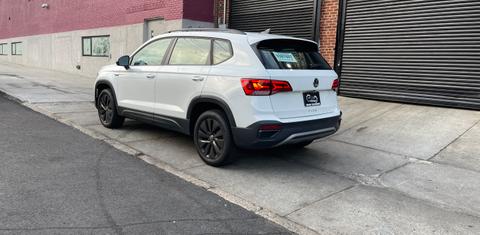 Volkswagen Taos 2024