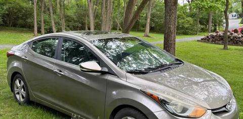 Hyundai Elantra 2016