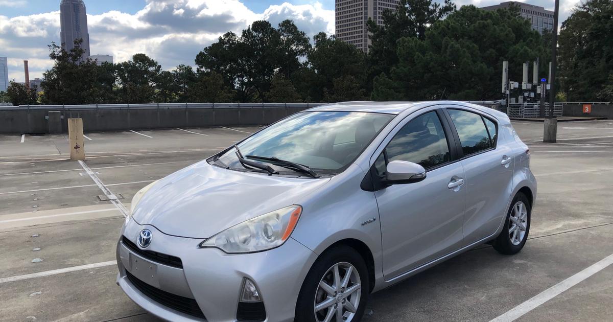 Toyota Prius c 2013 rental in Norcross, GA by Edwin G. Turo
