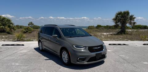 Chrysler Pacifica 2022