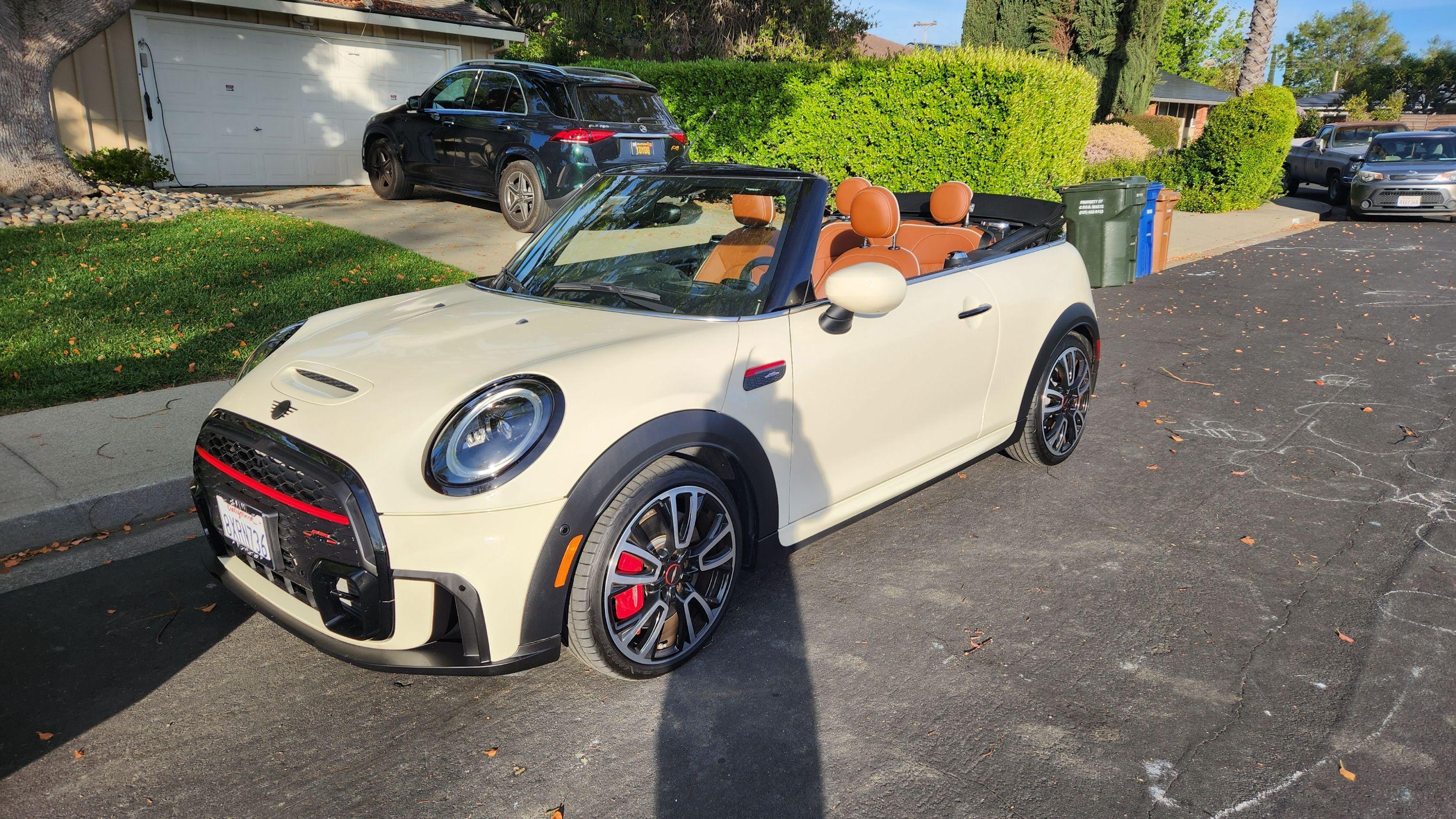 MINI Convertible 2022 in Concord, CA